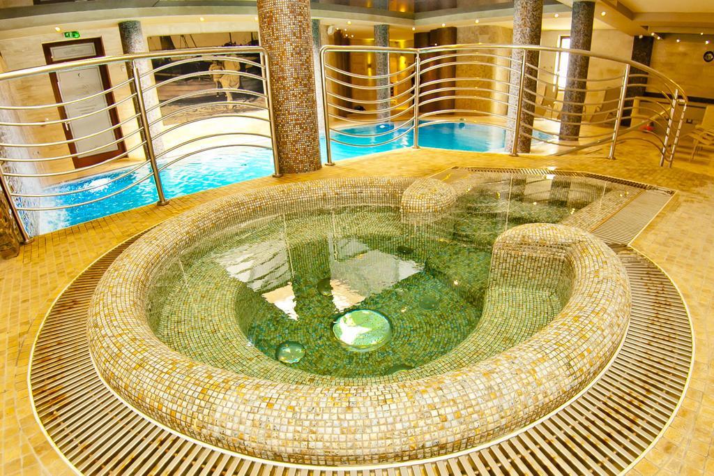 Hotel&Spa Stary Dziwnow Basen Swimming Pool Экстерьер фото