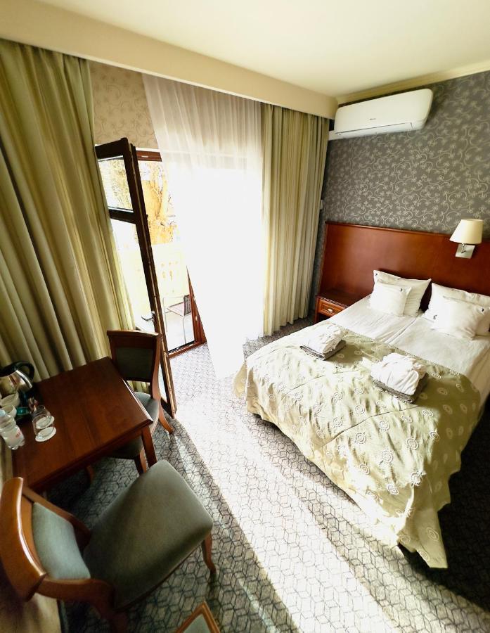 Hotel&Spa Stary Dziwnow Basen Swimming Pool Экстерьер фото