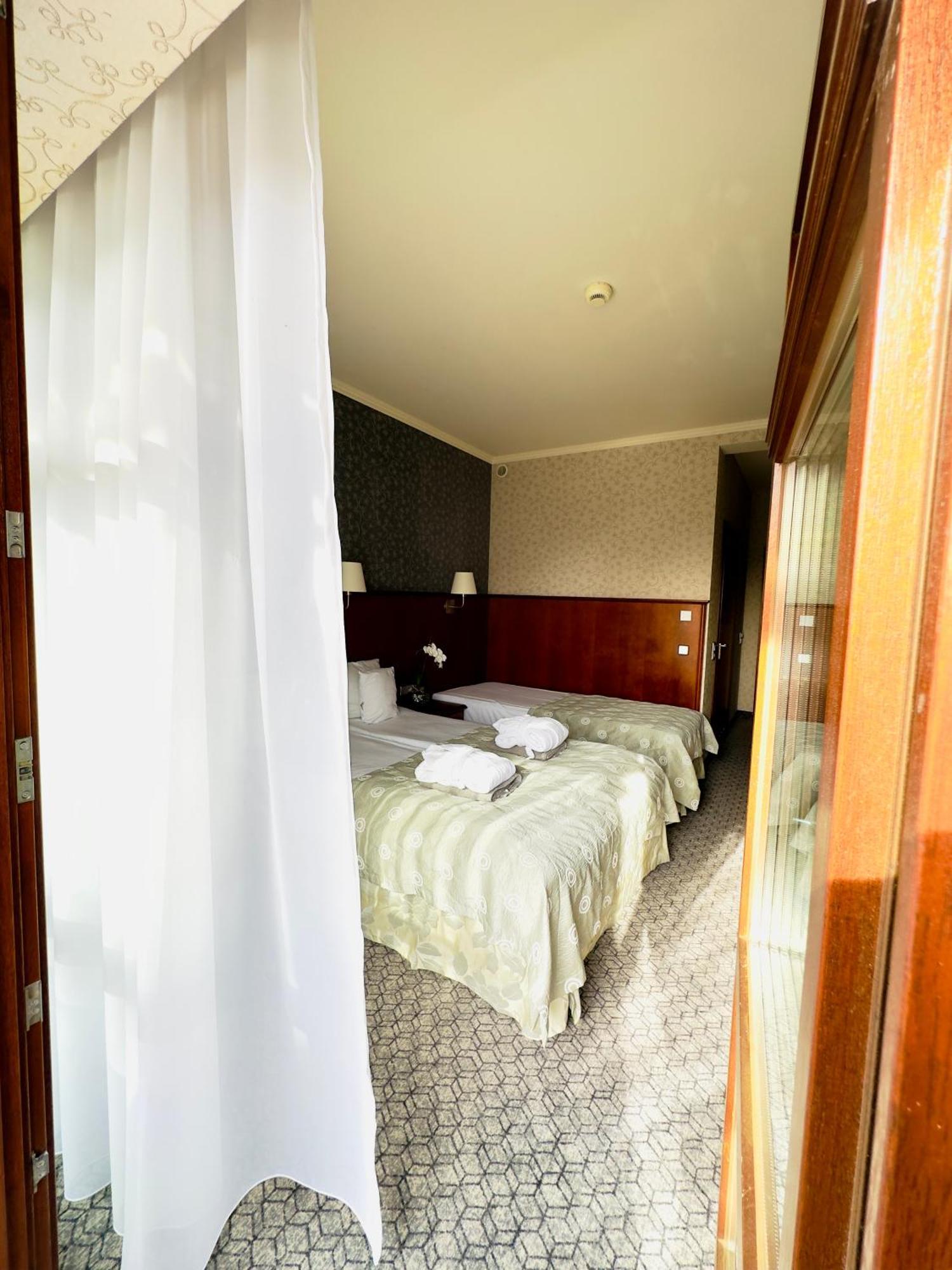 Hotel&Spa Stary Dziwnow Basen Swimming Pool Экстерьер фото