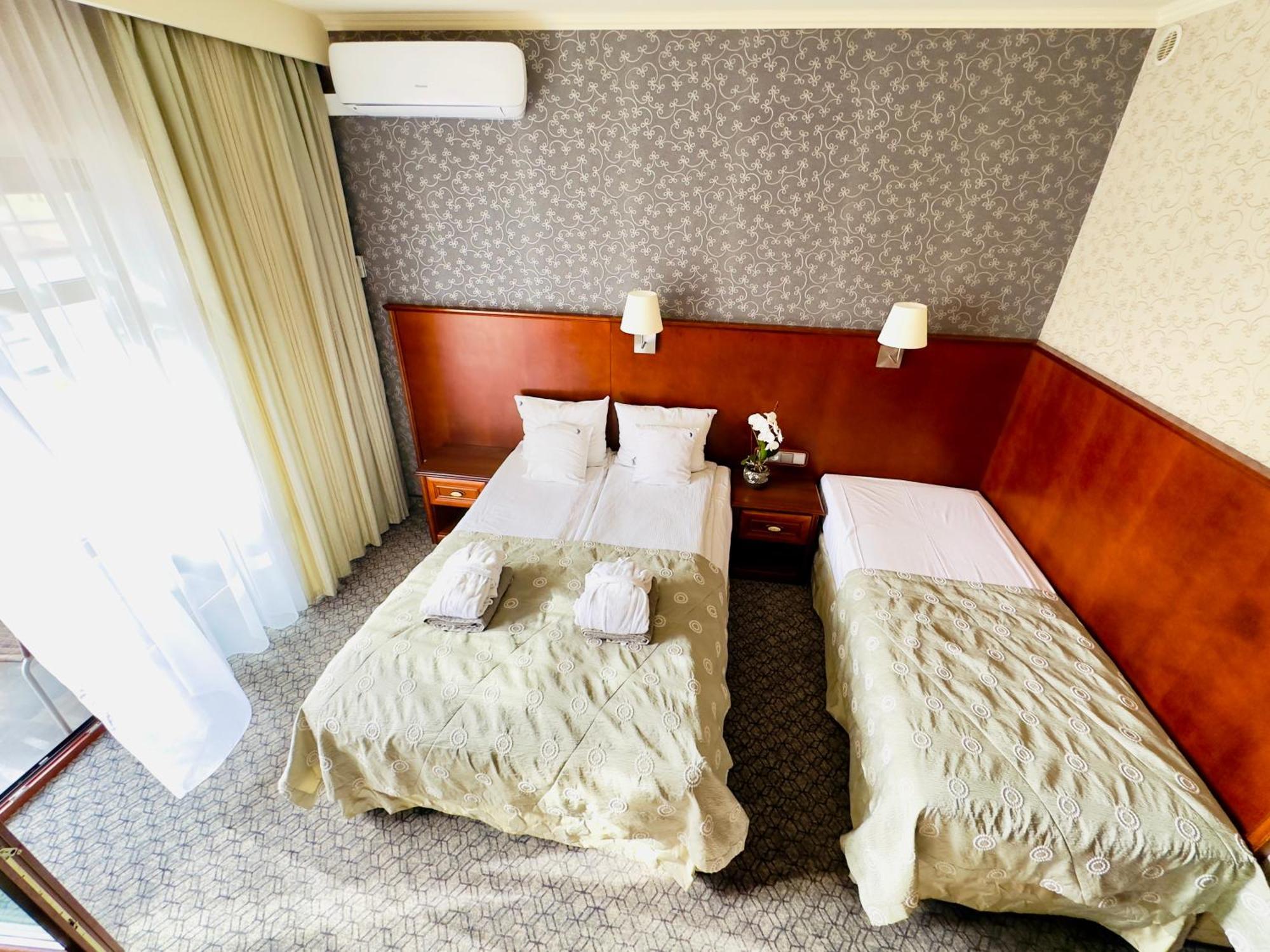 Hotel&Spa Stary Dziwnow Basen Swimming Pool Экстерьер фото